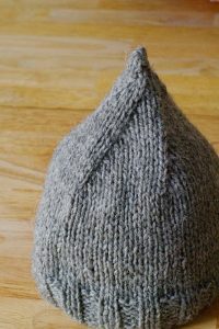 bonnet gratuit au tricot